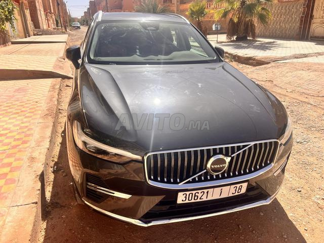 فولفو XC60 هايبرد أوتوماتيك 2025 في ورزازات