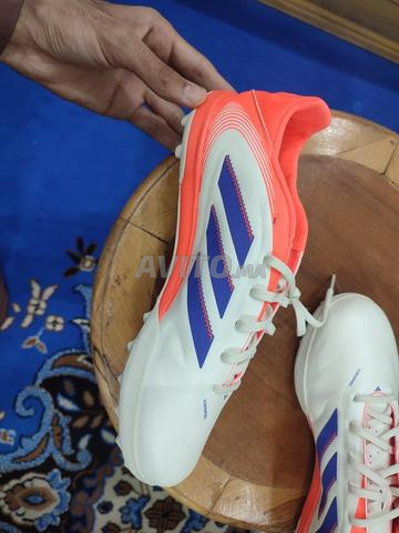 Chaussures de football Adidas originales neuves, taille 44.5 - 2