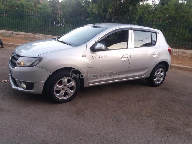 dacia Sandero 1er main