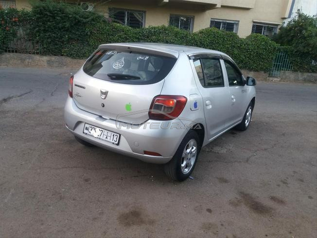 dacia Sandero 1er main