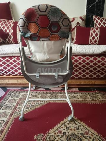 Chaise haute 230 dhs - 2