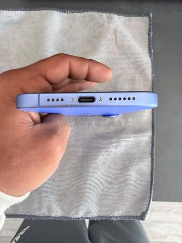 iPhone 16 Plus 128Go - Outremer/Violet - 2
