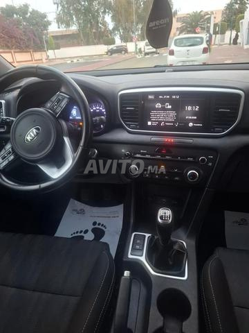 Kia Sportage Diesel Manuelle 2022 à Rabat - 2