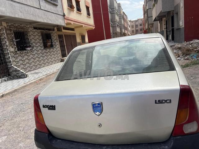 سيارة جيدة جداً، تعال واركب، لن تخسر عليها ريالاً واحداً