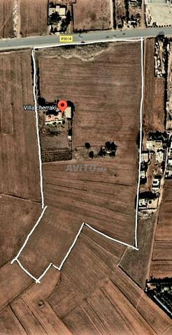 أرض للبيع Zoning I5 تجاري - 2
