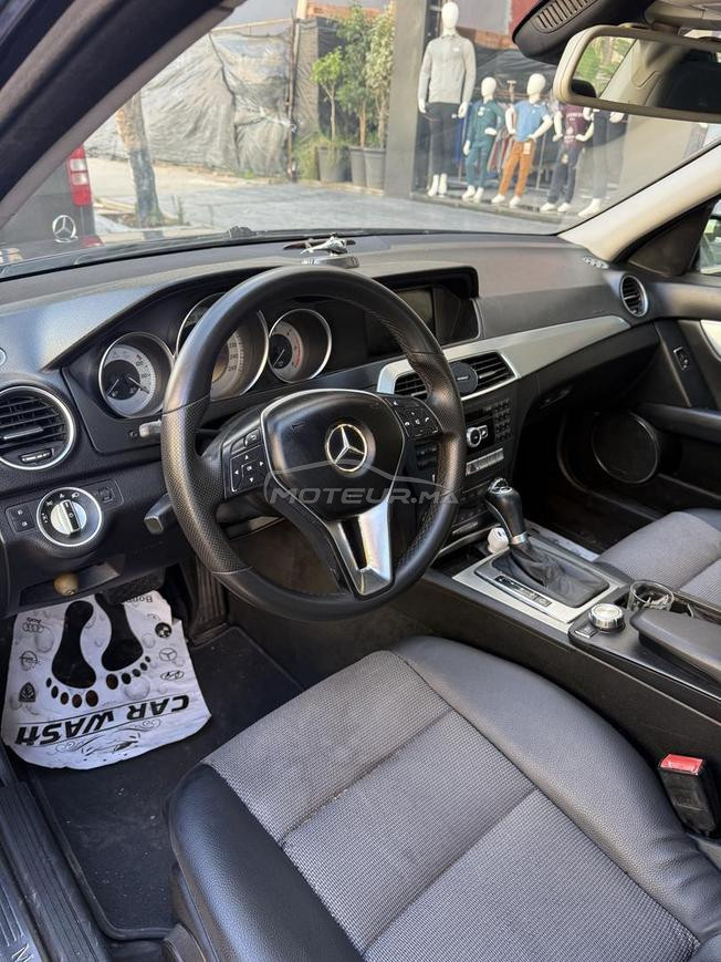 Mercedes-Benz c220