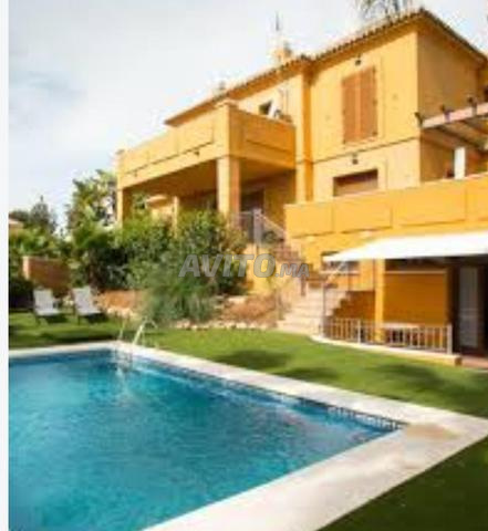 Villa à louer Ashkar