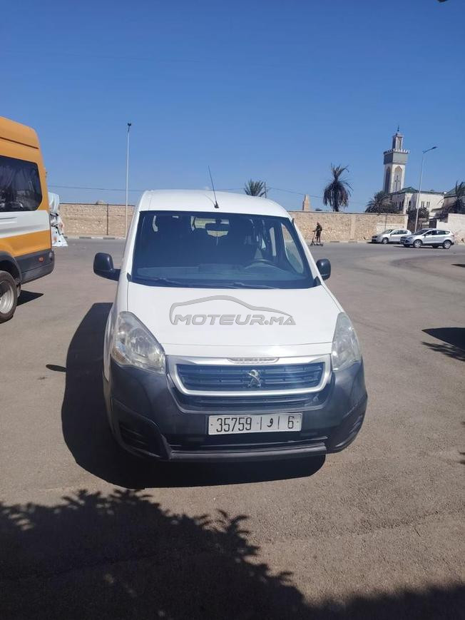 Peugeot Partner Diesel Manuelle 2017 à Meknès