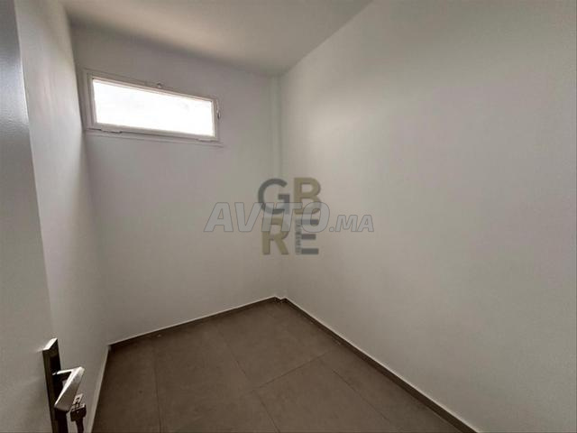 Appartement bureau en location à Agdal