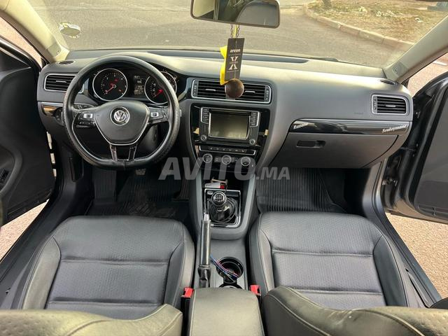 Volkswagen Jetta Diesel Manuelle 2019 à Casablanca - 2