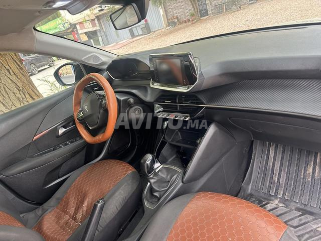 Peugeot 208 Diesel Manuelle 2023 à Oued Zem