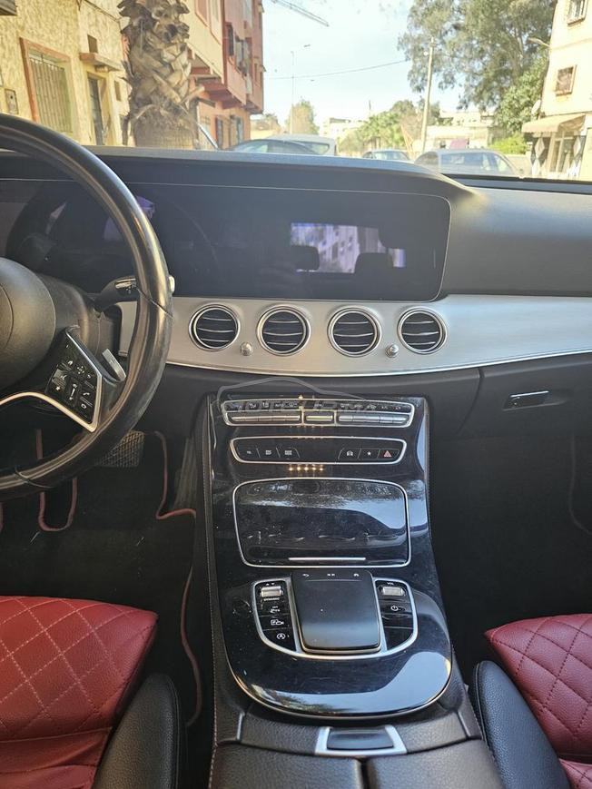 Mercedes Benz E220d