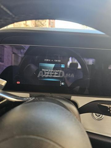 Mercedes Benz E220d - 2
