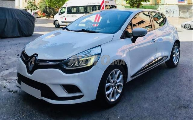 Renault Clio Diesel Automatique 2019 à Casablanca - 2