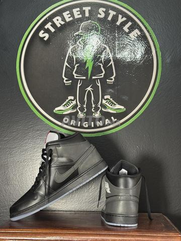 Air Jordan 1 Mid (45) - 2