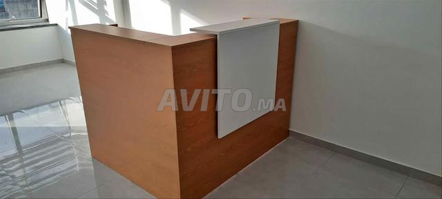 BUREAU D’ACCUEIL / COMPTOIR DE RÉCEPTION - 2