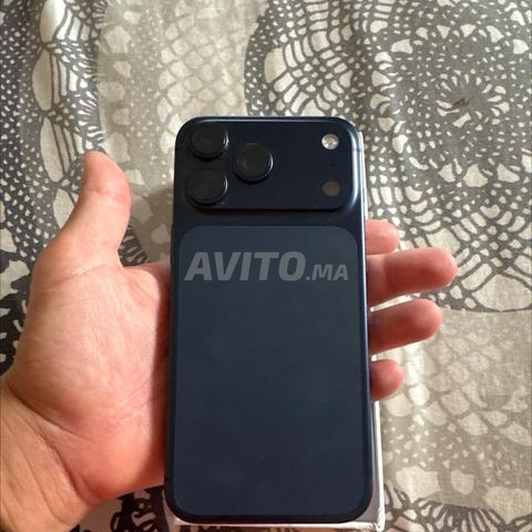 iPhone 17 Pro Max neuf - 2