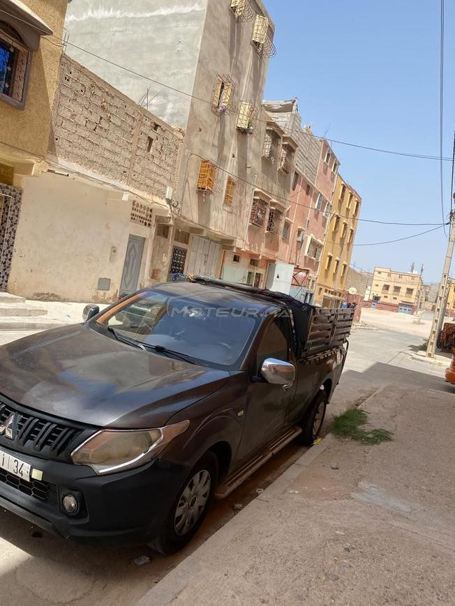 mitsubishi l200 2016