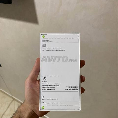 iPhone 17 Pro Max 256 neuf - 2