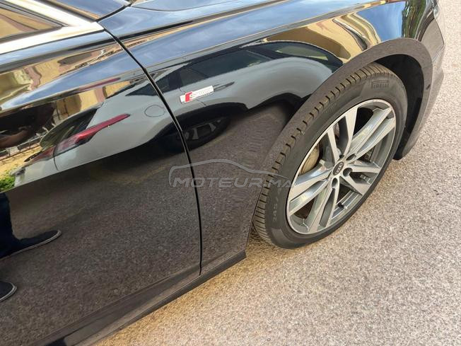 très belle voiture 