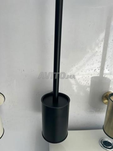 Porte balayette inox (chromé, noir, blanc et doré) - 2