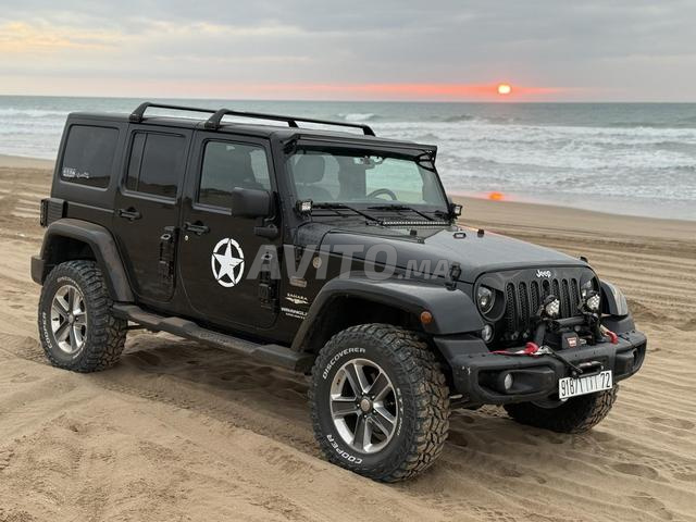 Jeep Wrangler Sahara 4x4 – Très équipée