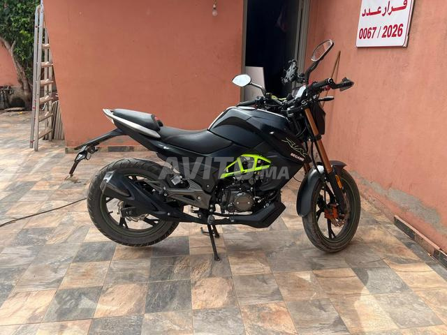 Moto RVX à vendre
