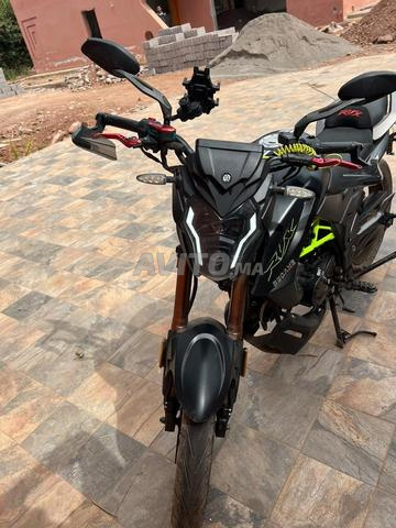 Moto RVX à vendre - 2