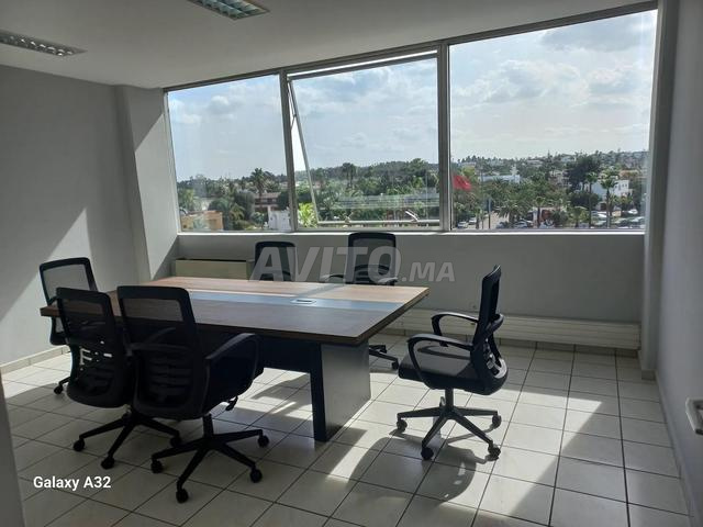 BUREAU DIRECTION TABLE RÉUNION AVEC CHAISES - 2