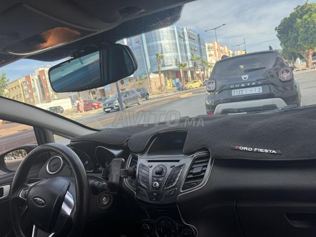 Ford Fiesta - 2