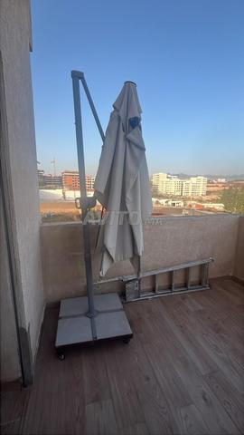 Parasol IKEA SVALON couleur beige très peu utilisé - 2