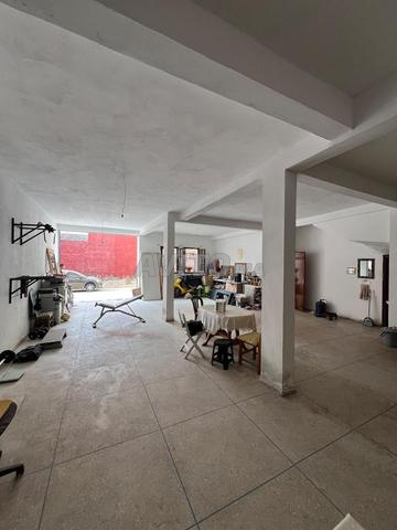 Garage 120 m² à louer - Face au café Sky Paris - 2