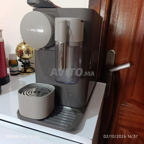 Machine à café Nespresso Lattissima ONE - 2