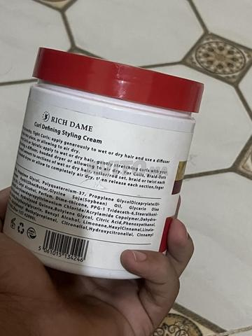 Produit pour cheveux bouclés - 2