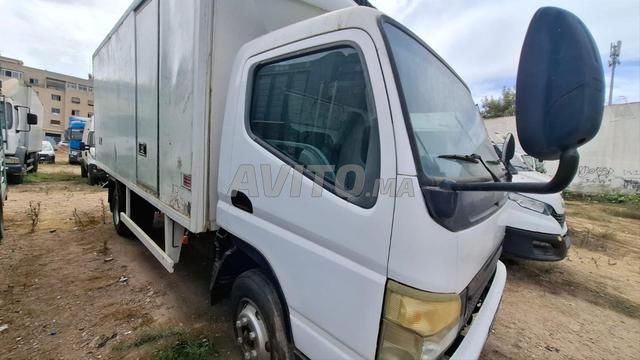 Mitsubishi Canter - 2