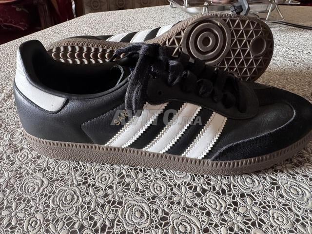 Adidas Samba 41 neuves portées 1 seule fois et boîte