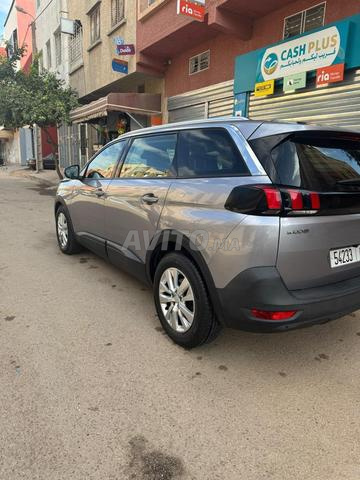 بيجو 5008 بـ 7 مقاعد - 2