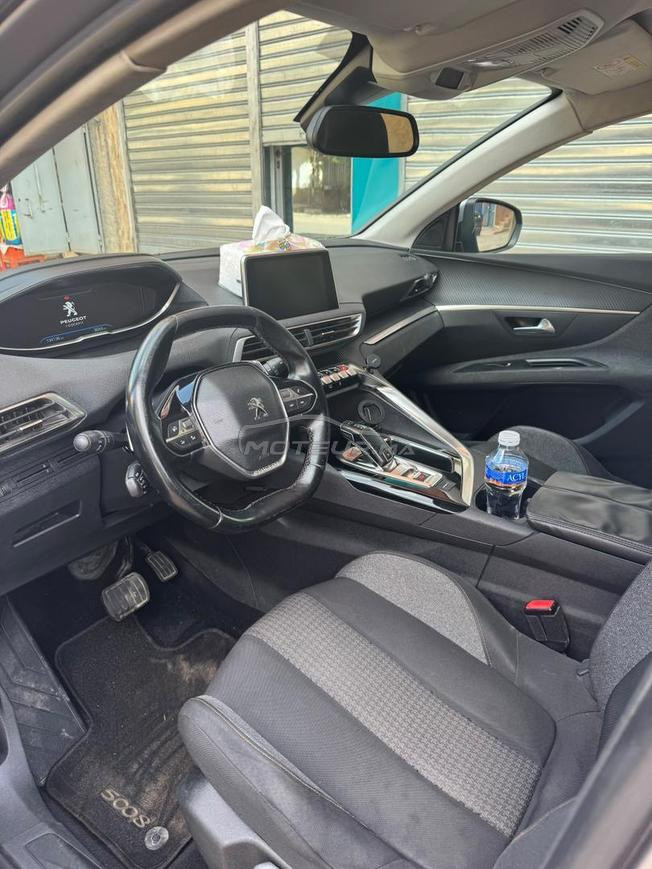 Peugeot 5008 avec 7 places