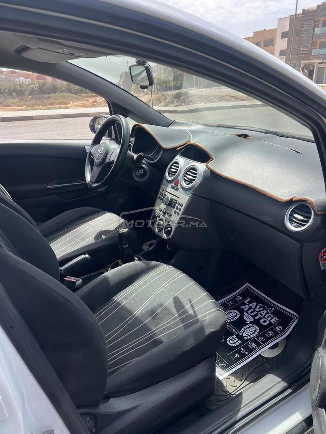opel corsa 2010