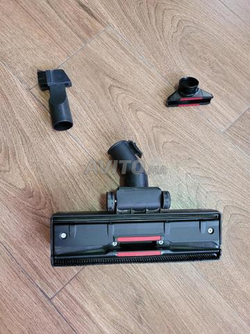 Aspirateur presque neuf - 2