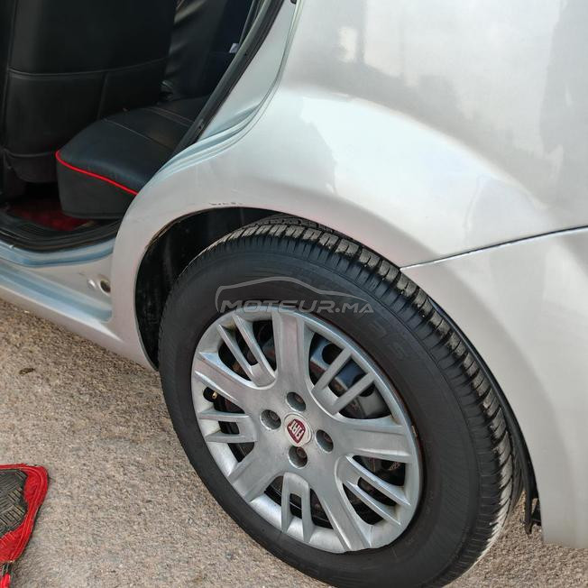 fiat punto voiture tré propre 