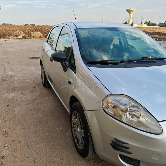 fiat punto voiture tré propre 