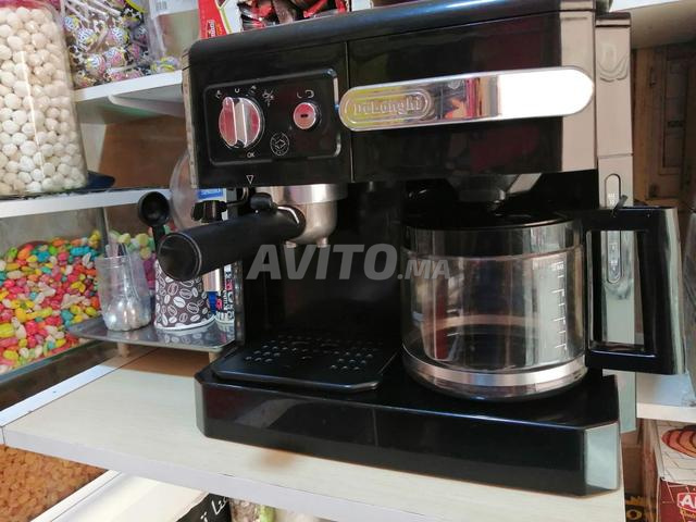 Machine à café. Machine à gâteau et pétrin - 2