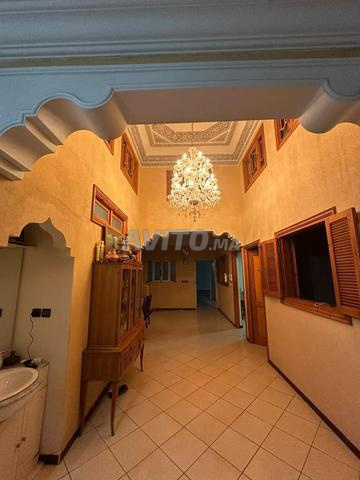 Maison titrée avec magasin sur 250m2 - 2