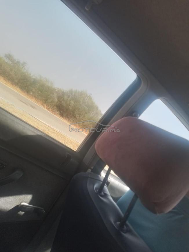 بيجو نقية 405  مازوط  في طنجة مرحبا بالجميع