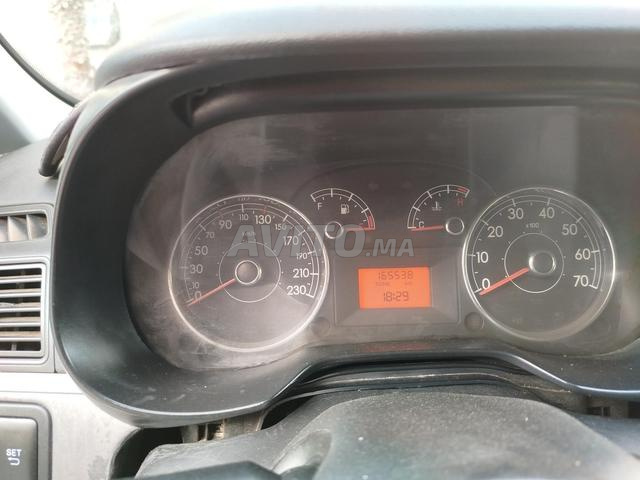 Fiat Punto Diesel Manuelle 2015 à Casablanca - 2
