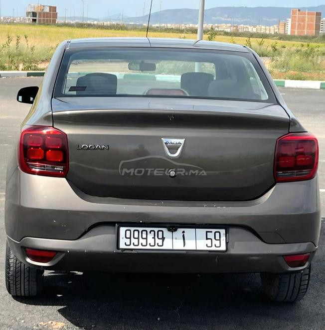 Dacia Logan 2019 très bon état 