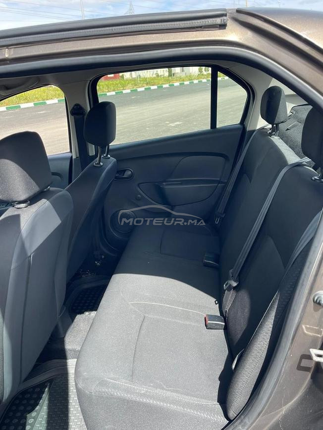 Dacia Logan 2019 très bon état 