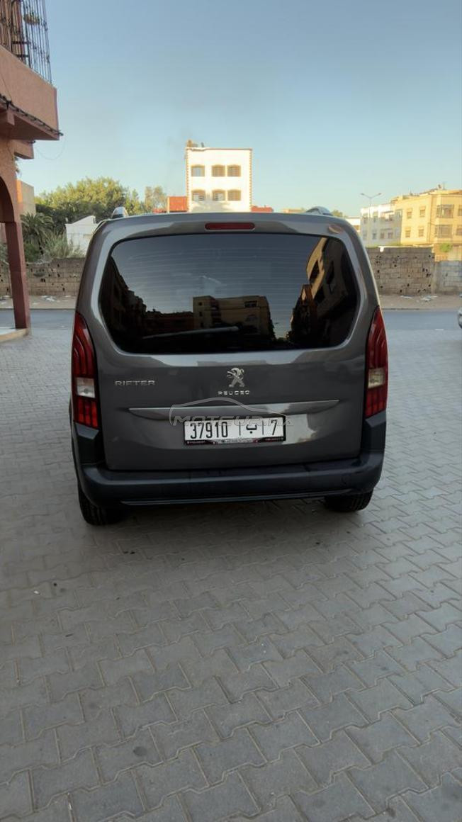 Peugeot refter