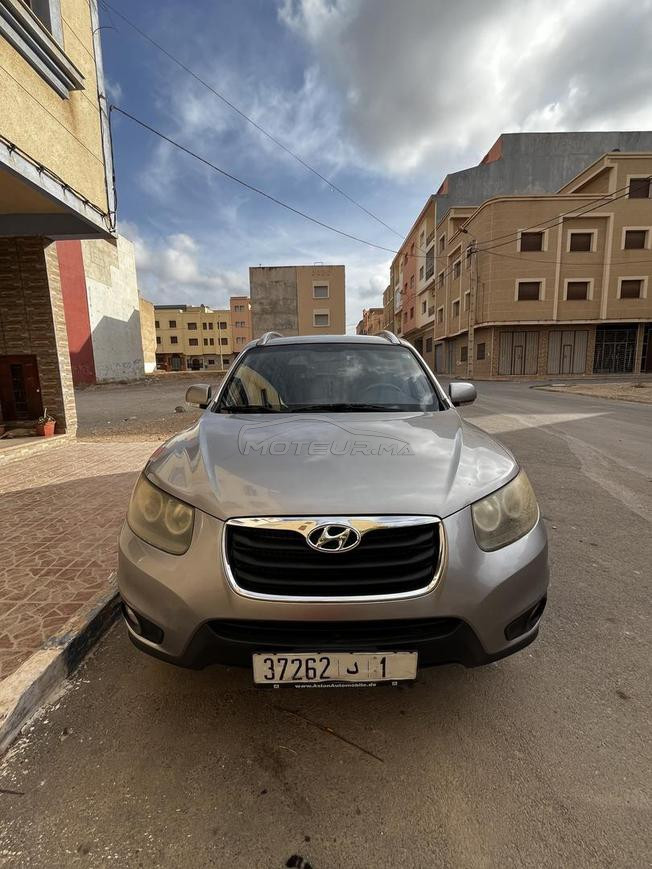 A vendre Hyundai Santa Fe de 2011 en bon état 